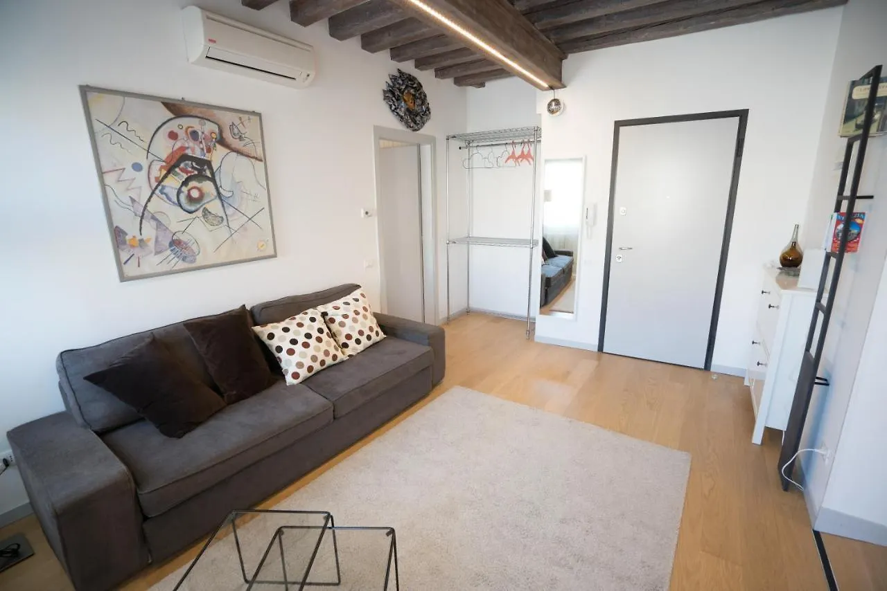 Specchieri Apartment Venice
